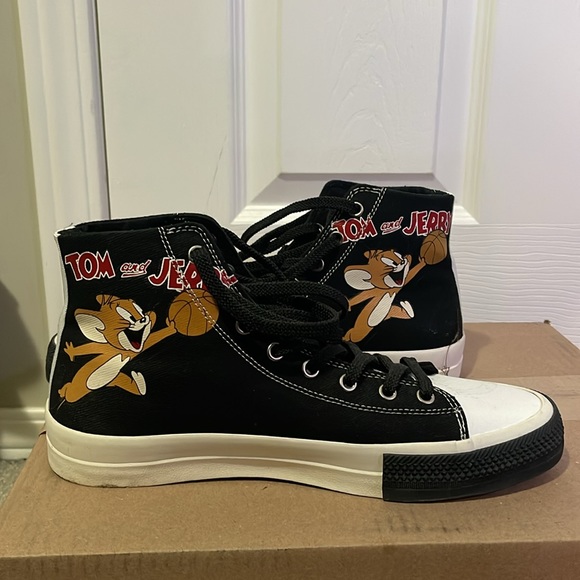 Zara Tom & Jerry High-Top Shoes - Picture 2 of 5